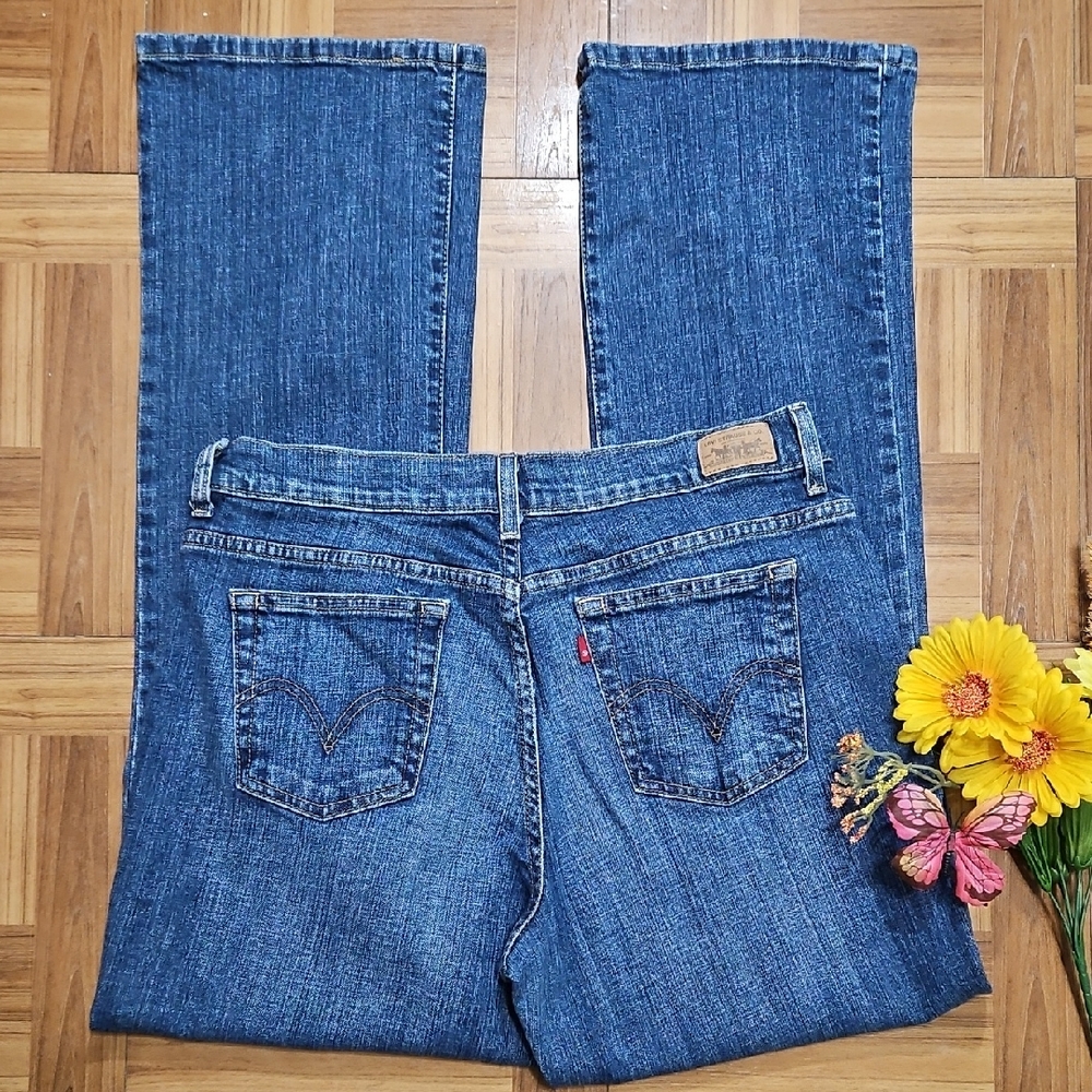 LEVI'S 550 relaxed boot cut jeans